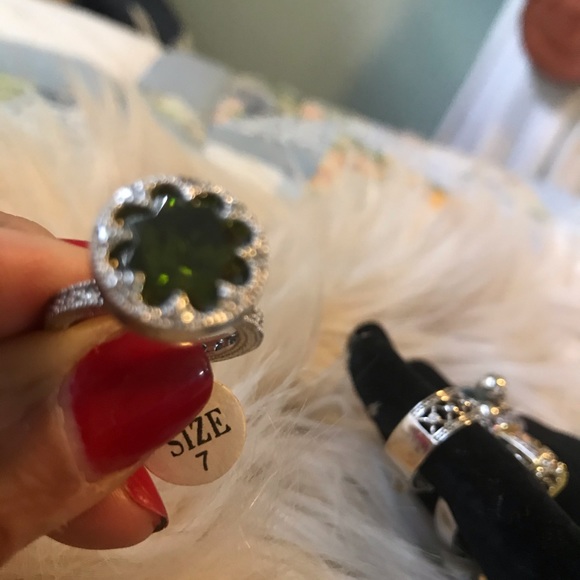 Silver Jade Green CZ ring size 7 - Picture 4 of 5